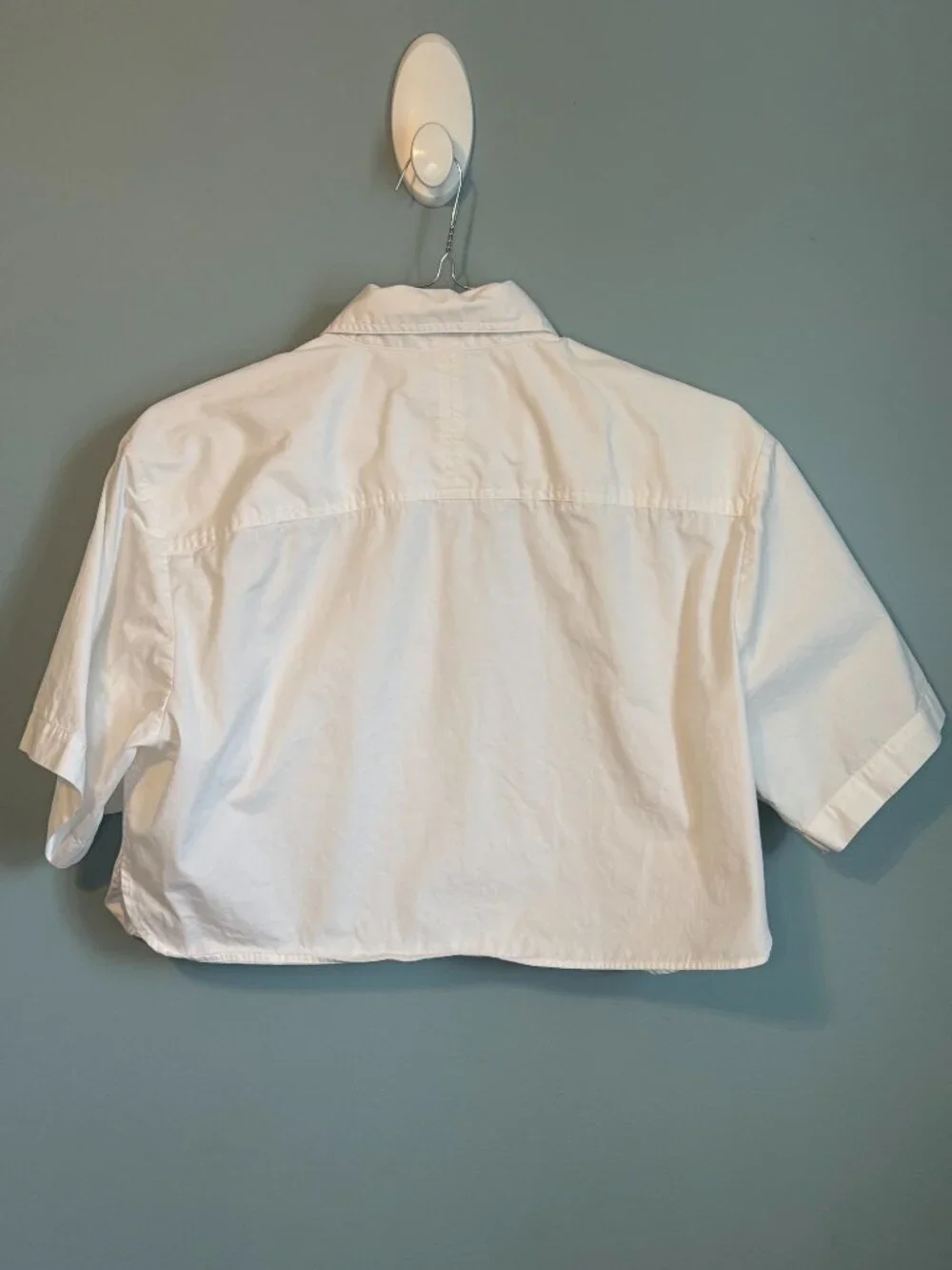 Banana Republic White Short Sleeve Button Down Cropped Shirt Size Small - Picture 3 of 6